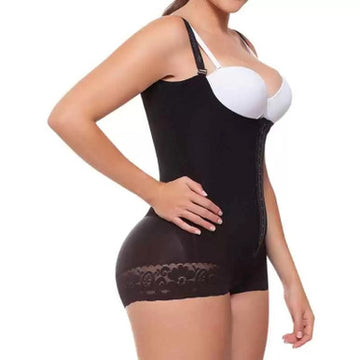 FAJA TIPO CACHETERA CON BROCHE EN LA ZONA INTIMA